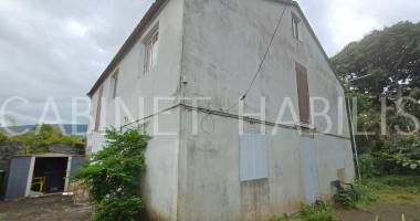 a vendre - maison a amenager de 184 m2 environ - la riviere saint louis - 247 800 € hai