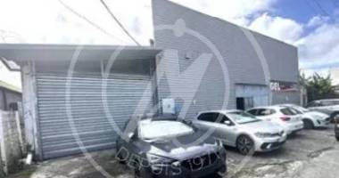 À louer dépôt avec bureaux à pointe-à-pitre 675 m2