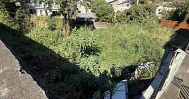 À vendre terrain en centre ville de saint gilles les hauts