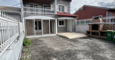 maison f5 - 140m2 sh - conde 400 - chambres climatisées