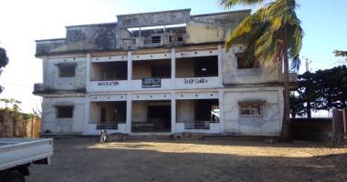 emplacement exeptionel pleine ville bord de mer