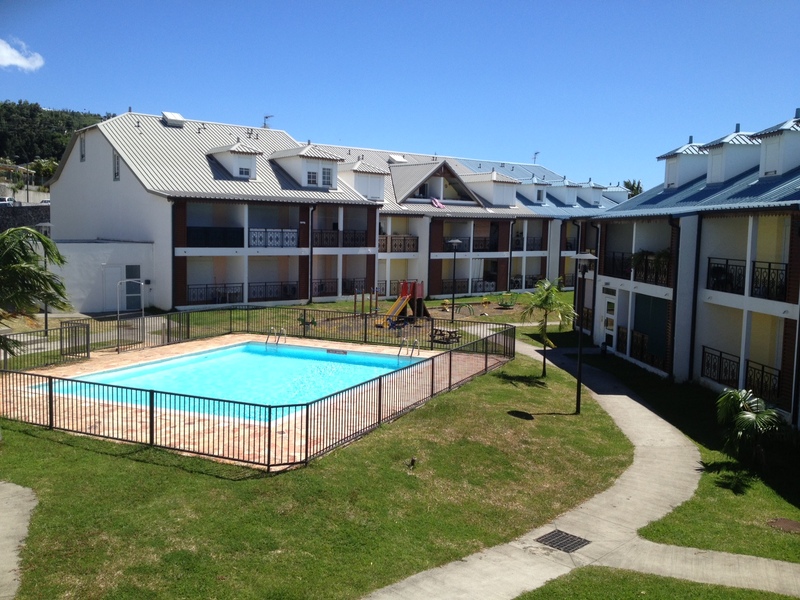 Location t3 duplex SainteClotilde (97490) Réunion Nord Réf. JDR0715