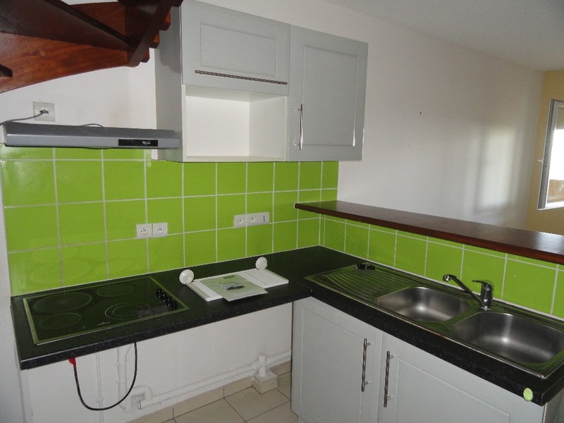 Location t3 duplex SainteClotilde (97490) Réunion Nord Réf. JDR0715