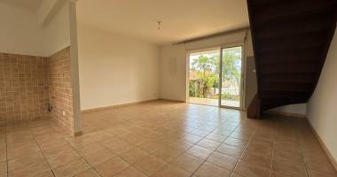  a louer maison f3 duplex a sainte marie grande montee