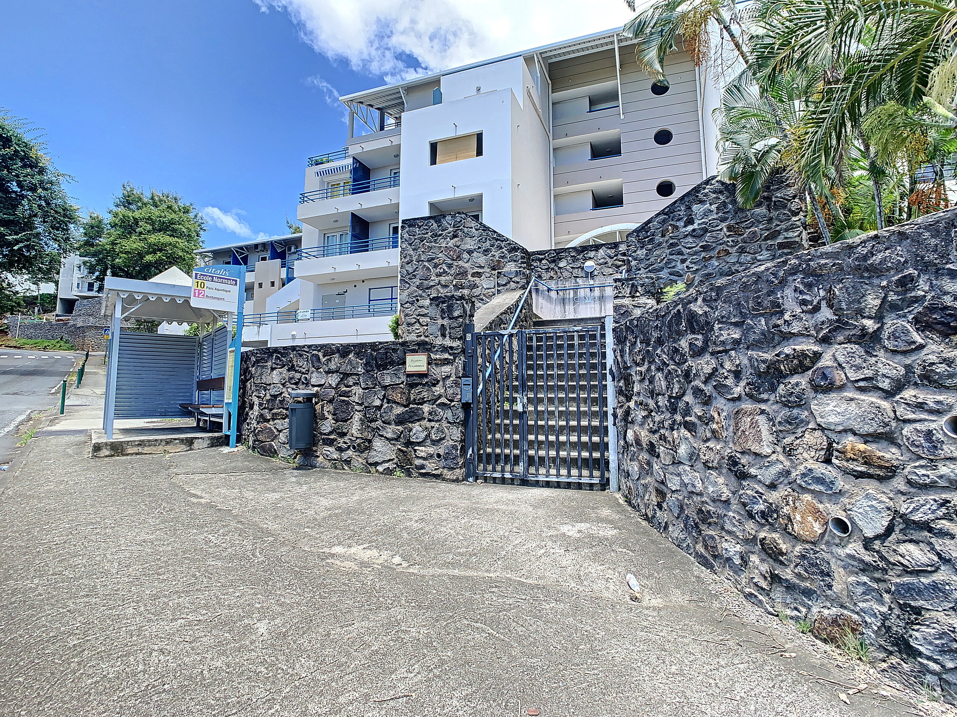 Location studio SaintDenis (97400) Réunion Nord Réf. 157