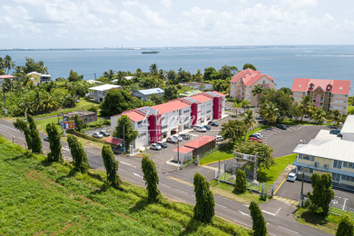 Location  Local Commercial Petit Bourg (97170) - GUADELOUPE