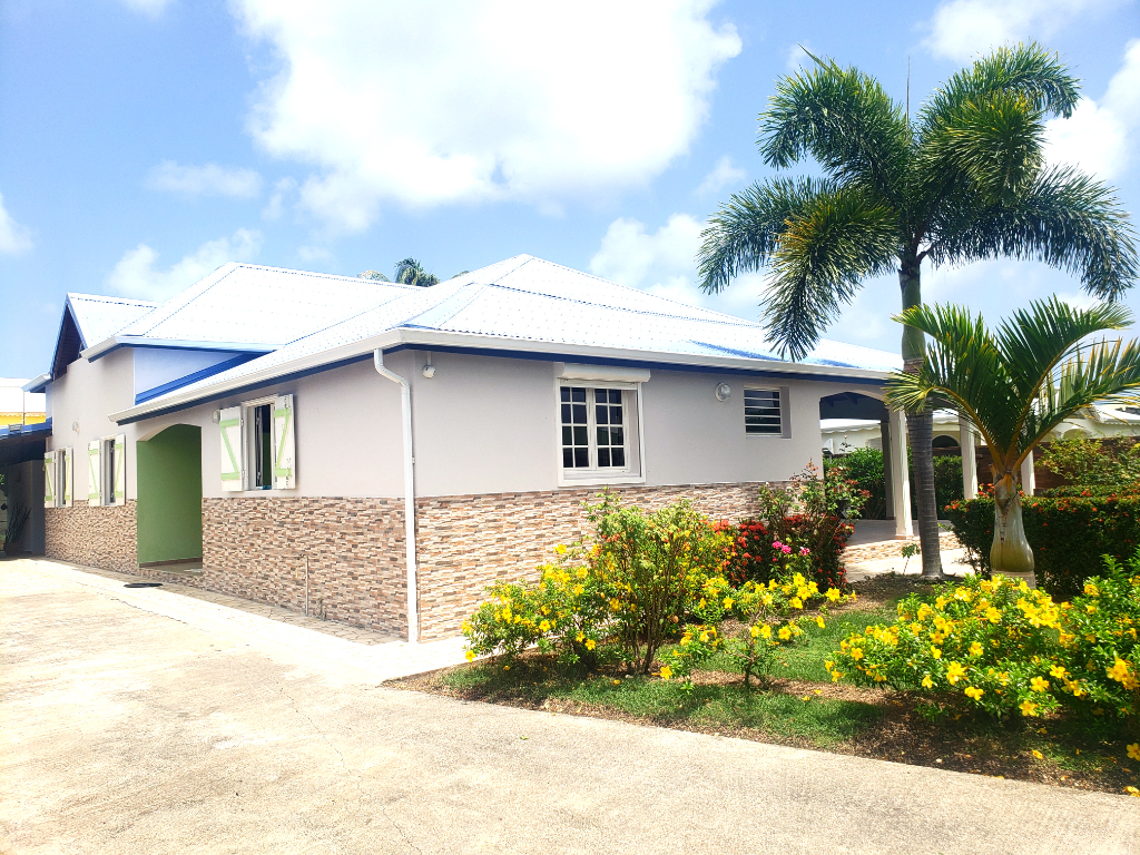 Achat maison SainteAnne (97180) Guadeloupe Grande Terre Sud Réf. 463