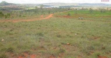 terrain a vendre 2517 m2 sis manarintsoa vontovorona pres complexe sportif cnaps