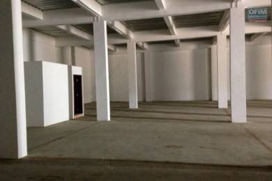 Location  Local commercial ANTANANARIVO () - MADAGASCAR