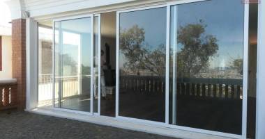 deux appartements en duplex et neufs de type t4 de 150m2 et 160m2 sis sur la haute ville sont à la location chez ofim. loue