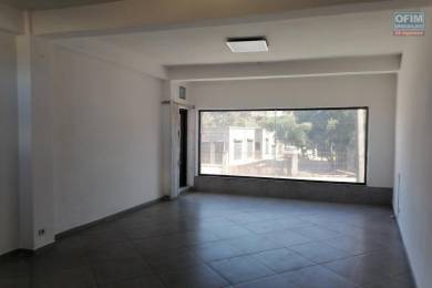 Location  Local commercial ANTANANARIVO () - MADAGASCAR