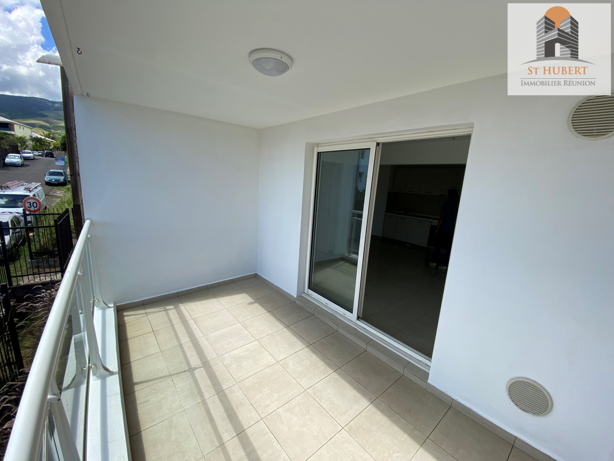 Location appartement SainteClotilde (97490) Réunion Nord Réf. L T3