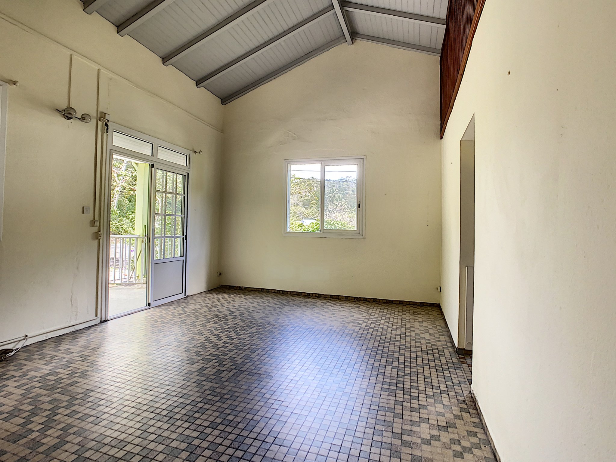 Location maison Les Abymes (97139) Guadeloupe Centre Réf. 15331