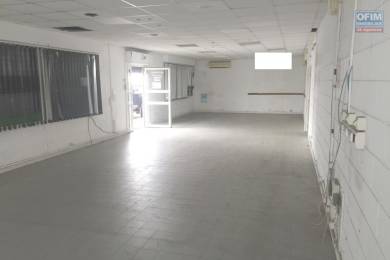 Location  Local commercial Le Port (97420) - REUNION