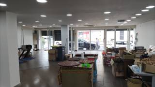 location local commercial 240m² à saint-denis (97400)