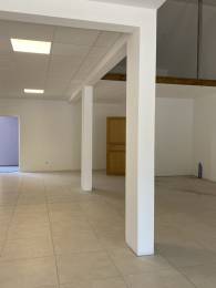 Location  Local Commercial Salazie (97433) - REUNION