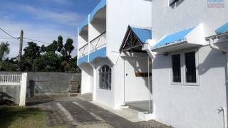location local commercial à curepipe ()