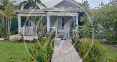 a louer 1690 € - villa t4 meublee le lamentin