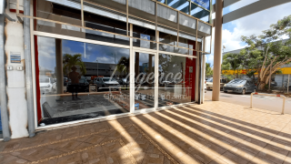location local commercial à baie mahault (97122)