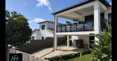 villa meublée piton st leu- 94 m2