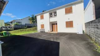 location bureau à sainte-suzanne (97441)