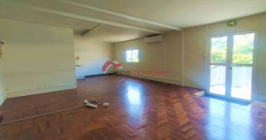 local / bureau 60 m2 en zone industrielle