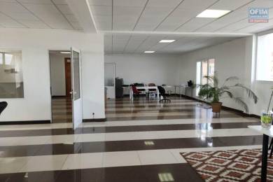Location  Local commercial ANTANANARIVO () - MADAGASCAR