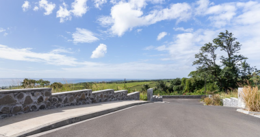 parcelle viabilisée de 399 m2 - emplacement calme : le hameau