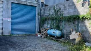 location local commercial à saint-pierre (97410)