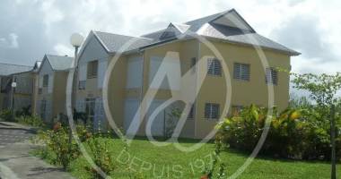 appartement * 3 pièces * 73 m² * 97170 petit bourg *