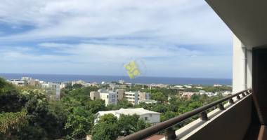 a louer superbe f3 avec vue mer et st denis