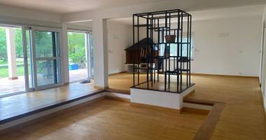 un grand appartement t4 au rez -de chaussée à ambatobe près du lycée français