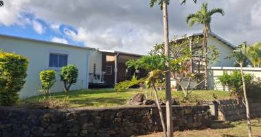 très belle villa f4/5 avec joli jardin arboré.