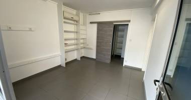 fabien teka immo loue local de 44m² saint denis centre ville , ile de la reunion 