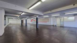 location local commercial à saint-pierre (97410)
