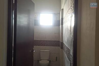 Location  Local commercial ANTANANARIVO () - MADAGASCAR