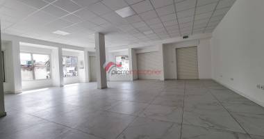 local rue des bons enfants 110m2