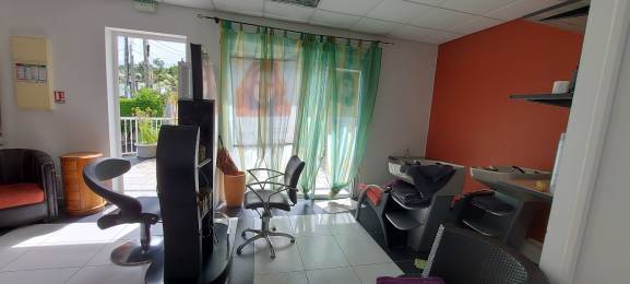 Location  Local Commercial Tampon (97430) - REUNION