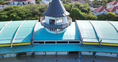 le moule local commercial le moulin au coeur du centre commercial les portes du moule 97160