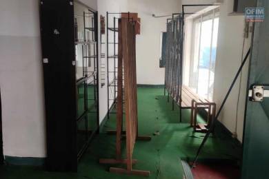 Location  Local commercial ANTANANARIVO () - MADAGASCAR