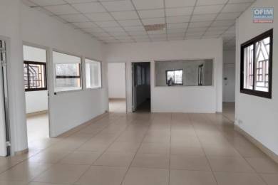 Location  Local commercial ANTANANARIVO () - MADAGASCAR