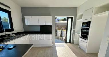 À louer -  villa de type 4 d'environ 94,50 m2 - tampon - 1 515,65 €
