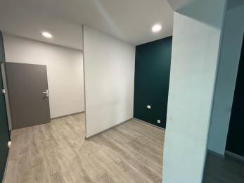 Location  Local Commercial Saint-André (97440) - REUNION