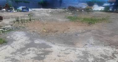 location terrain nu, bien situÉ dans la za de la marine de ste ste suzanne