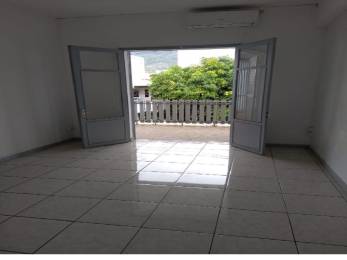 Location  Local commercial Saint-Denis (97400) - REUNION