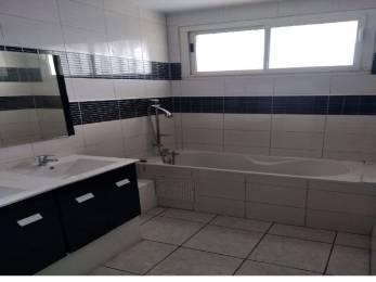 Location  Local commercial Saint-Denis (97400) - REUNION