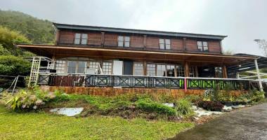 fabien teka immo loue local commercial pour restaurant ou salle de fete, st benoit, ile de la reunion 