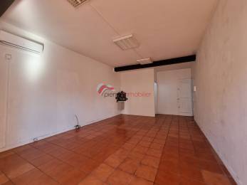 Location  Local Commercial Saint-Pierre (97410) - REUNION