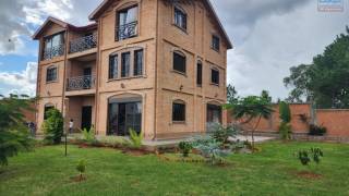 location appartement à antananarivo ()