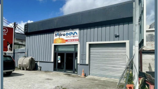 location local commercial à baie mahault (97122)